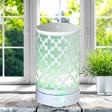 Quatrefoil (White)